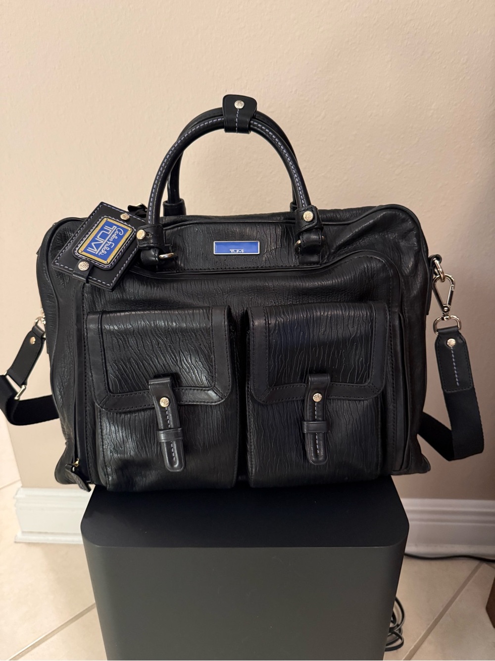 Tumi Carlos Falchi Black/Blue Leather Laptop Briefcase with Dual Front Pockets - Picture 2 of 16